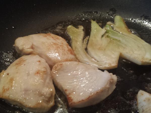 LCHF enolončnica s koromačem in ingverjem